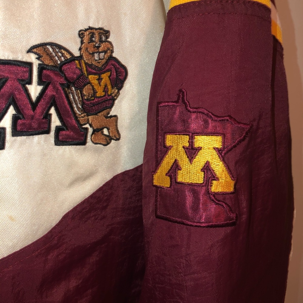 Minnesota Gophers big winter jacket by Pro Player - Picture 3 of 8